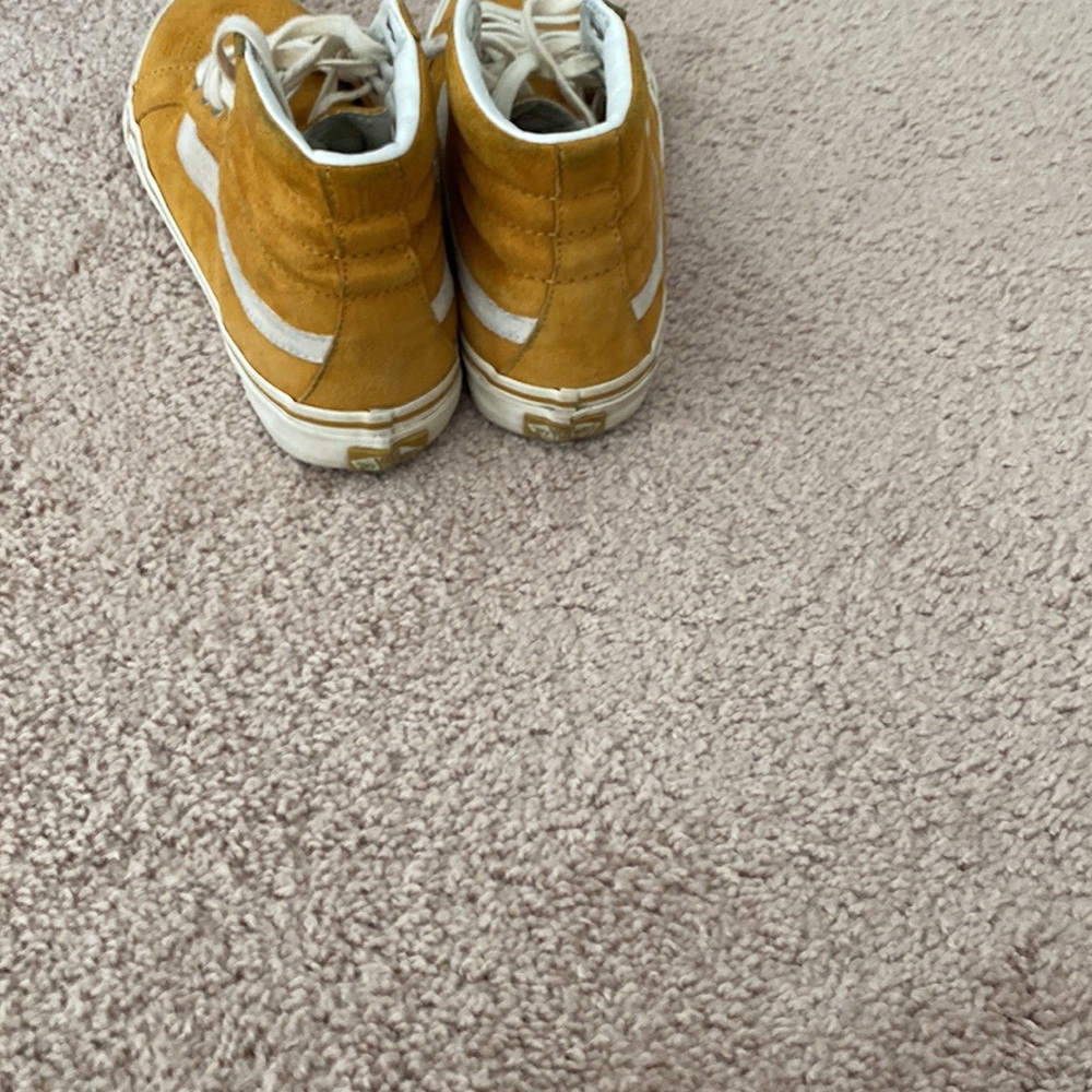 Vans - Picture 3 of 3